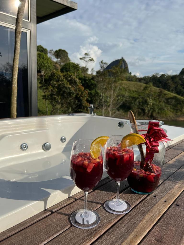 Cabana Privada Sin Prisa "Not Rush" Preciosa! Con Jacuzzi, Vista Y Acceso Directo Al Embalse, Vista A La Piedra , Deporte Acuatico Paddle Board And Breakfast Incluidos ! Imperdible Guatapé Exterior foto